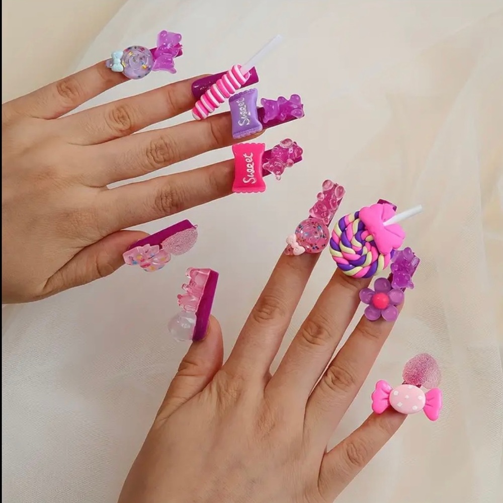 3D Press-On Nails with the cutest Charms! (Nail Glue Included!)